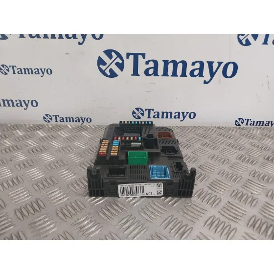 Caja Reles / Fusibles para Peugeot 208