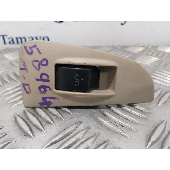 Mando Elevalunas Trasero Derecho para Toyota Avensis Wagon (T25)