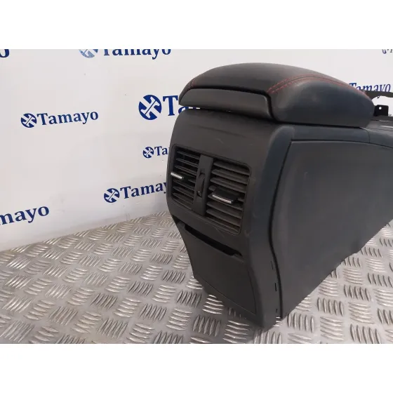 Consola Central para Mercedes-Benz Clase Gla (W156)