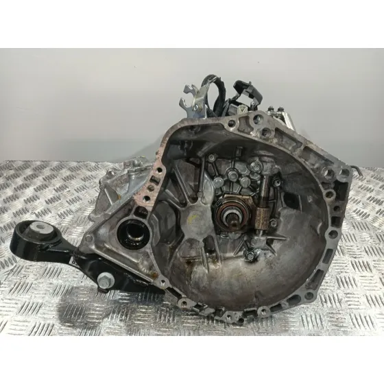 Caja Cambios para Toyota Yaris (_P13_)