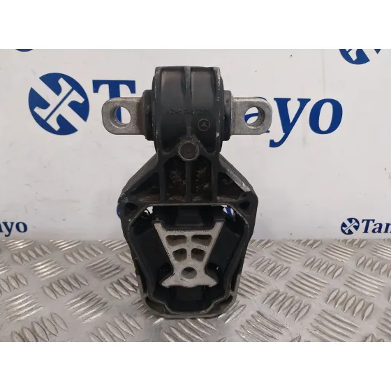 Soporte Motor Derecho para Mercedes-Benz Clase Gla (W156)