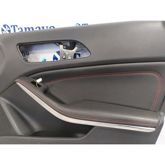 Guarnecido Puerta Delantera Derecha para Mercedes-Benz Clase Gla (W156)