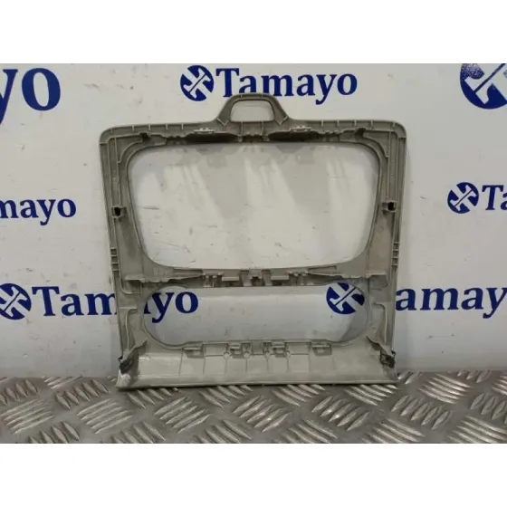 Moldura para Ford Focus Berlina (Cap)