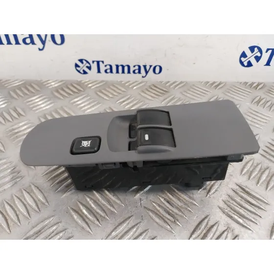 Mando Elevalunas Delantero Izquierdo para Mitsubishi Space Wagon (N30/N40)