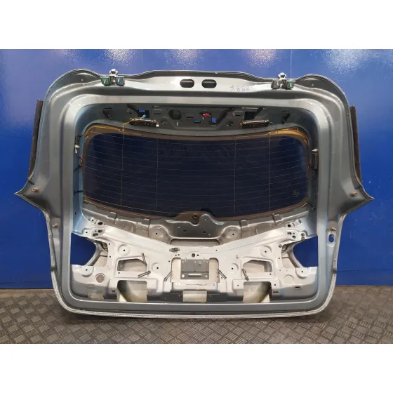 Porton Trasero para Mercedes-Benz Clase Gla (W156)