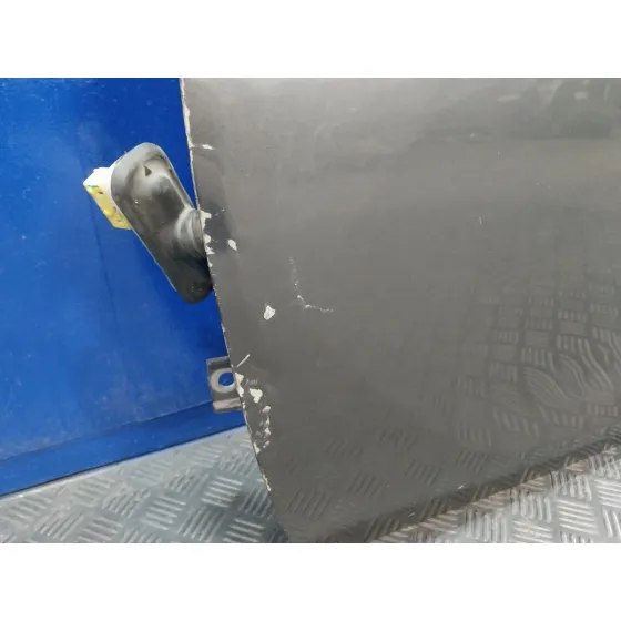 Puerta Delantera Izquierda para Peugeot 208