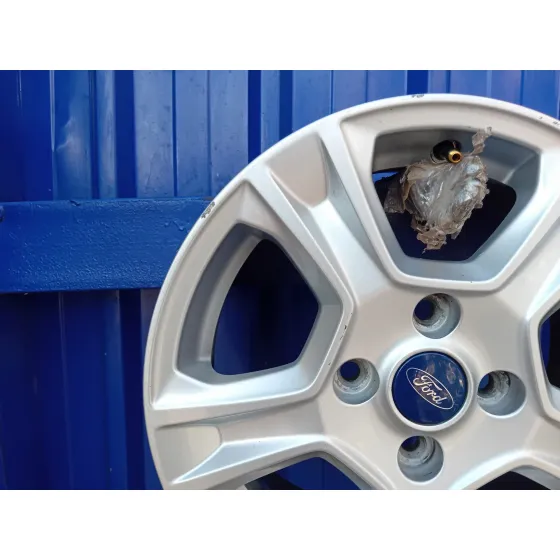 Llanta para Ford Tourneo Courier (C4A)