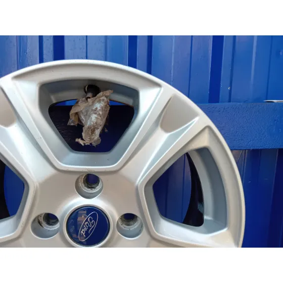 Llanta para Ford Tourneo Courier (C4A)