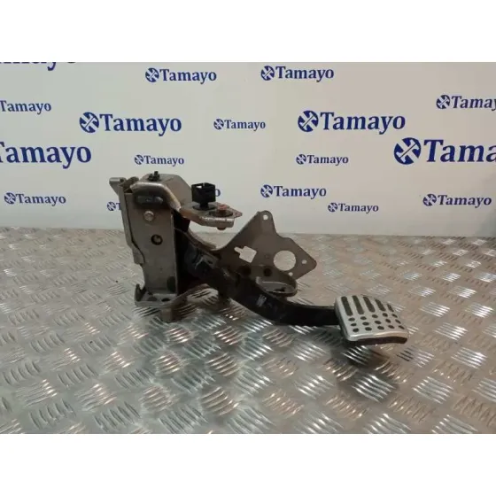 Pedal Freno para Nissan Juke (F15)