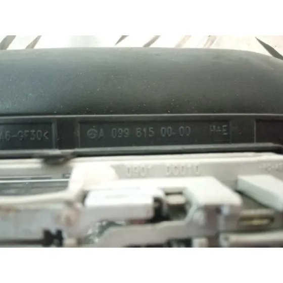 Maneta Interior Delantera Izquierda para Mercedes-Benz Clase Gla (W156)