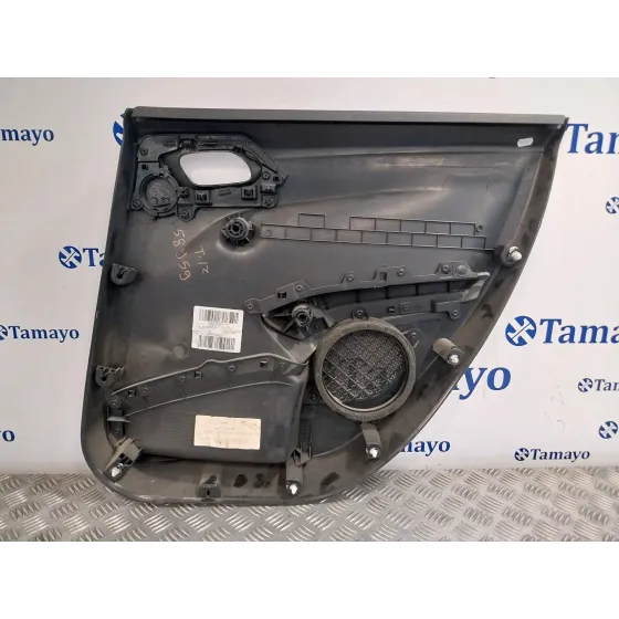 Guarnecido Puerta Trasera Izquierda para Peugeot 208