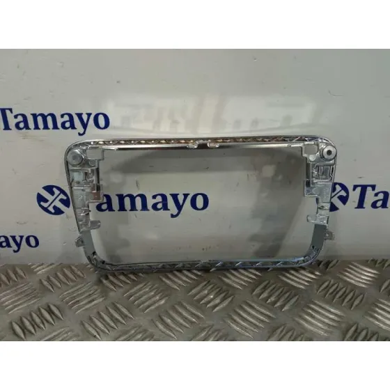 Moldura para Mercedes-Benz Clase Gla (W156)