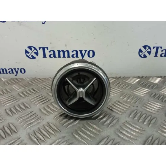 Rejilla Aireadora para Mercedes-Benz Clase Gla (W156)