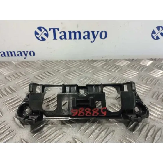 Soporte para Mercedes-Benz Clase Gla (W156)