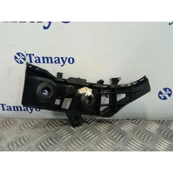 Soporte para Mercedes-Benz Clase Gla (W156)