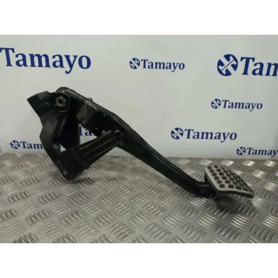 Pedal Freno para Mercedes-Benz Clase Gla (W156)