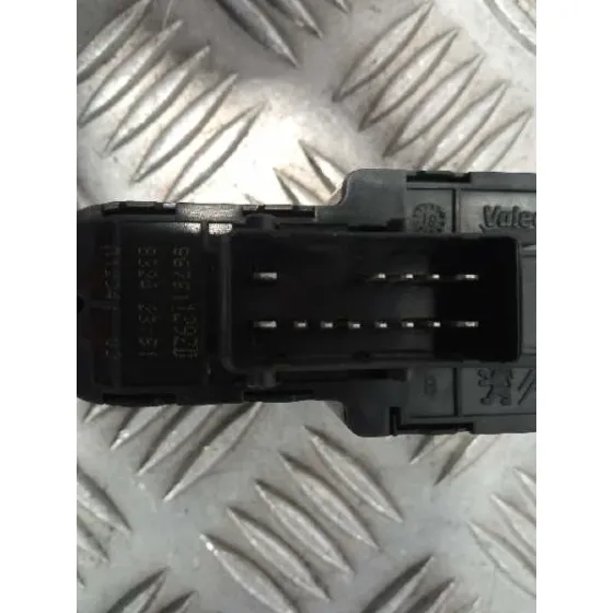 Mando Elevalunas Delantero Izquierdo para Peugeot 208