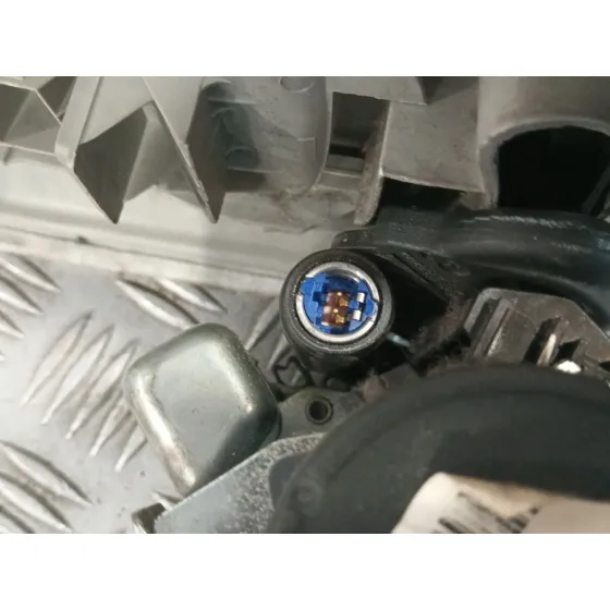 Cinturon Seguridad Delantero Izquierdo para Audi A4 Berlina (8E)