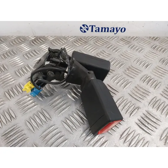 Enganche Cinturon Trasero Central para Mercedes-Benz Clase Gla (W156)