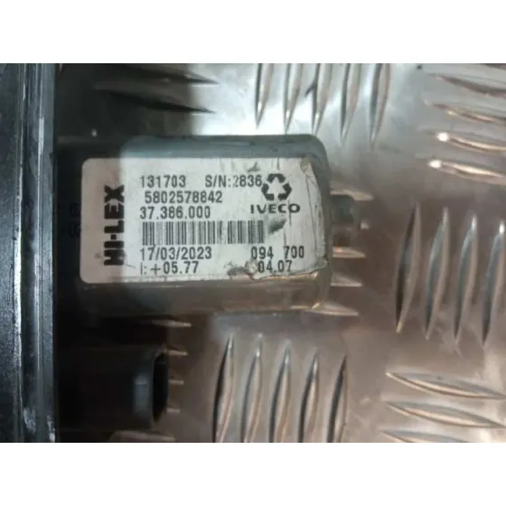 Elevalunas Delantero Izquierdo para Iveco Daily Vi