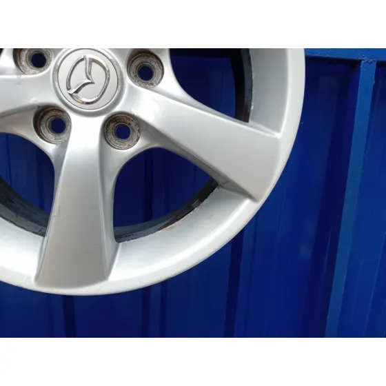 Llanta para Mazda 3 Berlina (Bk)