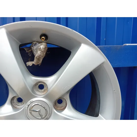 Llanta para Mazda 3 Berlina (Bk)