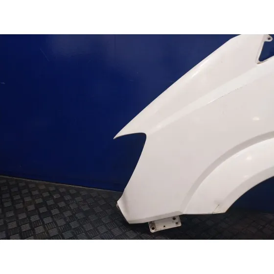 Aleta Delantera Izquierda para Mercedes-Benz Sprinter 5-T Caja/Chasis (B906)