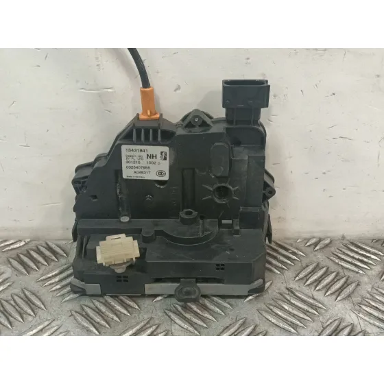 Cerradura Puerta Delantera Izquierda para Opel Corsa E Furgoneta/Hatchback (X15)