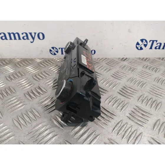 Mando Climatizador para Ford Focus (2014-2018)