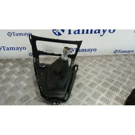 Guarnecidos Palanca Cambio para Ford Focus (2014-2018)