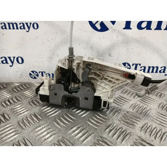 Cerradura Puerta Delantera Izquierda para Mercedes-Benz Clase A (W176)