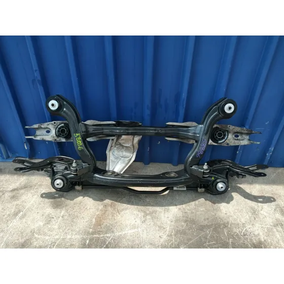 Puente Trasero para Mercedes-Benz Clase Gla (W156)