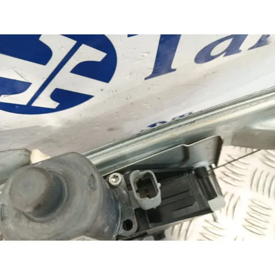 Elevalunas Delantero Derecho para Peugeot 208