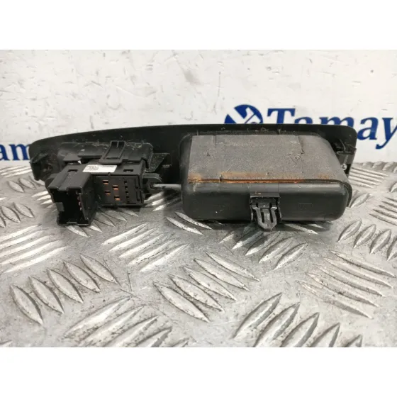Mando Elevalunas Trasero Derecho para Nissan Qashqai (J10)