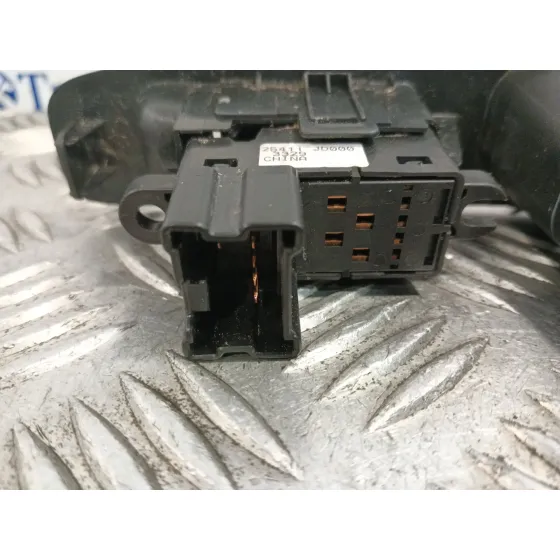 Mando Elevalunas Trasero Derecho para Nissan Qashqai (J10)