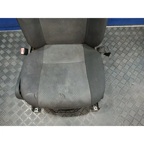 Asiento Delantero Izquierdo para Mercedes-Benz Sprinter 5-T Caja/Chasis (B906)