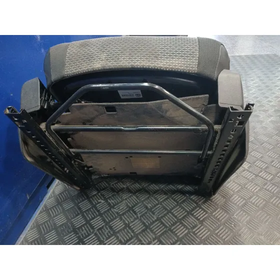 Asiento Delantero Izquierdo para Mercedes-Benz Sprinter 5-T Caja/Chasis (B906)