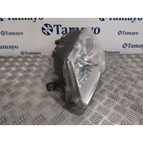 Faro Izquierdo para Volkswagen Passat B6 (3C2)