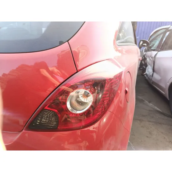 Piloto Trasero Derecho para Opel Corsa D (S07)