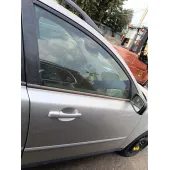 Puerta Delantera Derecha para Volvo V50 (545)