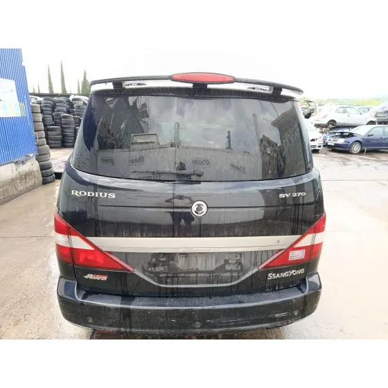 Porton Trasero para Ssangyong Rodius