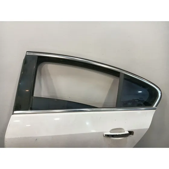 Puerta Trasera Izquierda para Opel Insignia A (G09)