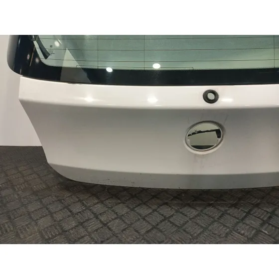 Porton Trasero para Bmw 1 (E81)
