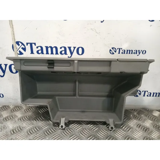 Guantera para Mercedes-Benz Sprinter 5-T Caja/Chasis (B906)