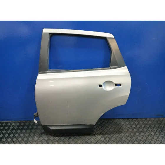 Puerta Trasera Izquierda para Nissan Qashqai (J10)