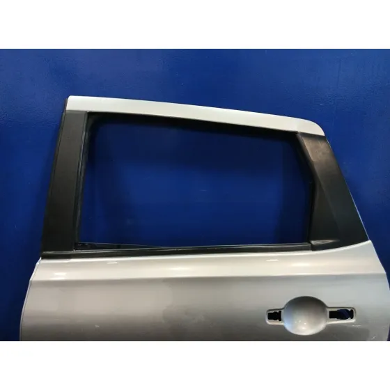 Puerta Trasera Izquierda para Nissan Qashqai (J10)