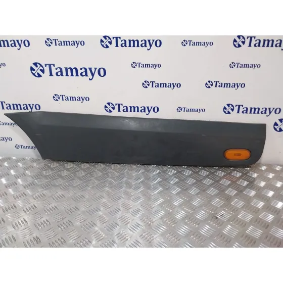 Moldura para Mercedes-Benz Sprinter 02.00 -> Caja Cerrada