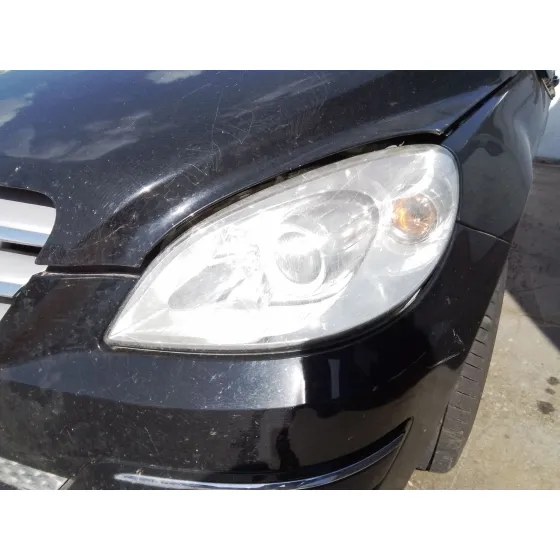 Faro Izquierdo para Mercedes-Benz Clase B Sports Tourer (W245)