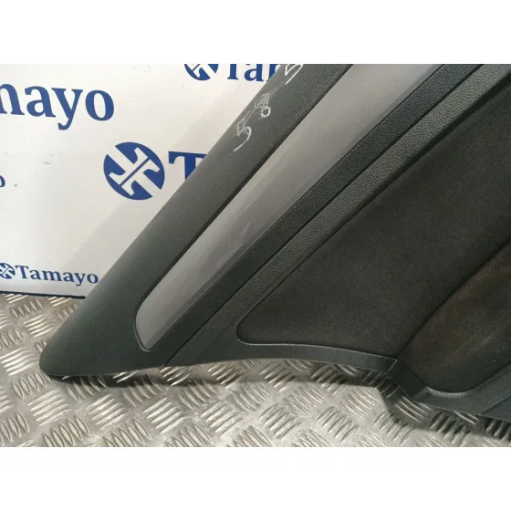 Guarnecido Puerta Trasera Izquierda para Volkswagen Golf Vii Lim.