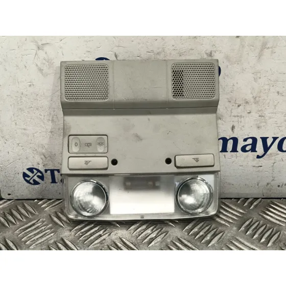 Luz Interior Delantera Central para Volkswagen Golf V (1K1)